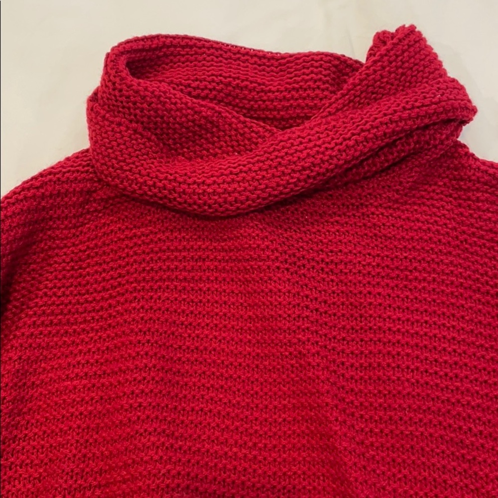 Red turtleneck - Picture 2 of 2